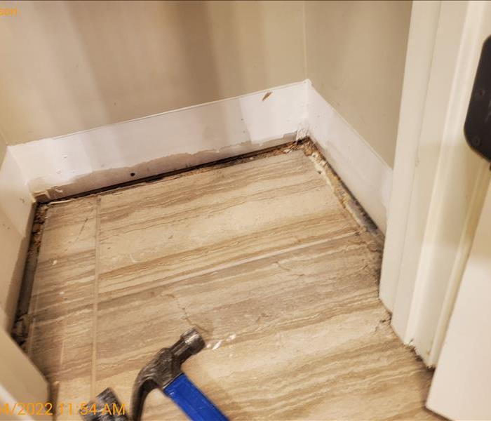 Baseboard Removal After a Water Damage